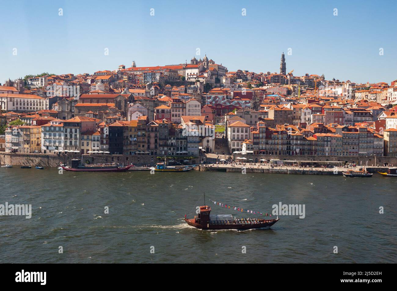 06/14/2018, Porto, Portugal, Europe - City view with the historic old town Ribeira and traditional buildings along the waterfront Cais da Ribeira at the Douro river. [automated translation] Stock Photo