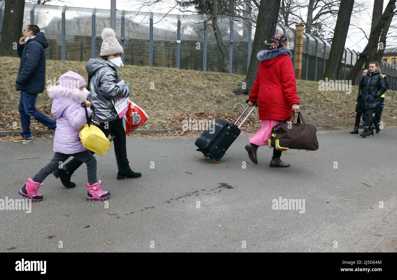 Berlin, 04.03.2022 - Refugees from Ukraine at the Berlin Central Arrival Center. Here the war refugees are registered, health care is provided and accommodation is organized. [automated translation] Stock Photo