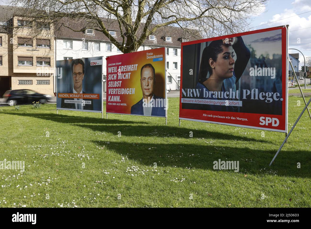 Castrop-Rauxel, 10.04.2022 - Election posters of CDU, SPD and FDP. The election for the 18th state parliament of North Rhine-Westphalia will take place on May 15, 2022. [automated translation] Stock Photo