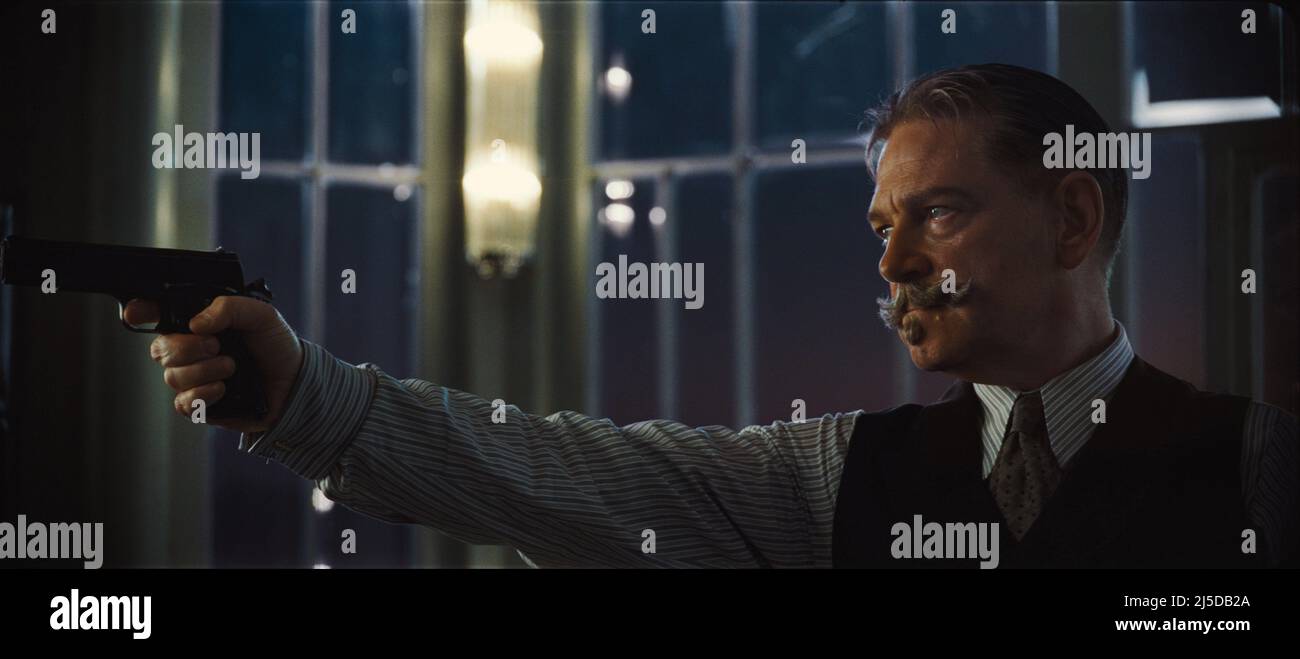Death on the Nile Year : 2022 UK / USA Director : Kenneth Branagh Kenneth Branagh Stock Photo