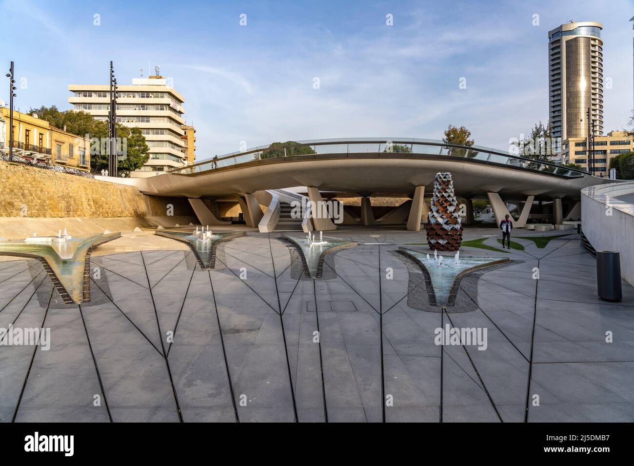 Moderne Architektur des Eleftheria Platz, Nikosia, Zypern, Europa  |  Modern architecture of Eleftheria Square Nicosia, Cyprus, Europe Stock Photo