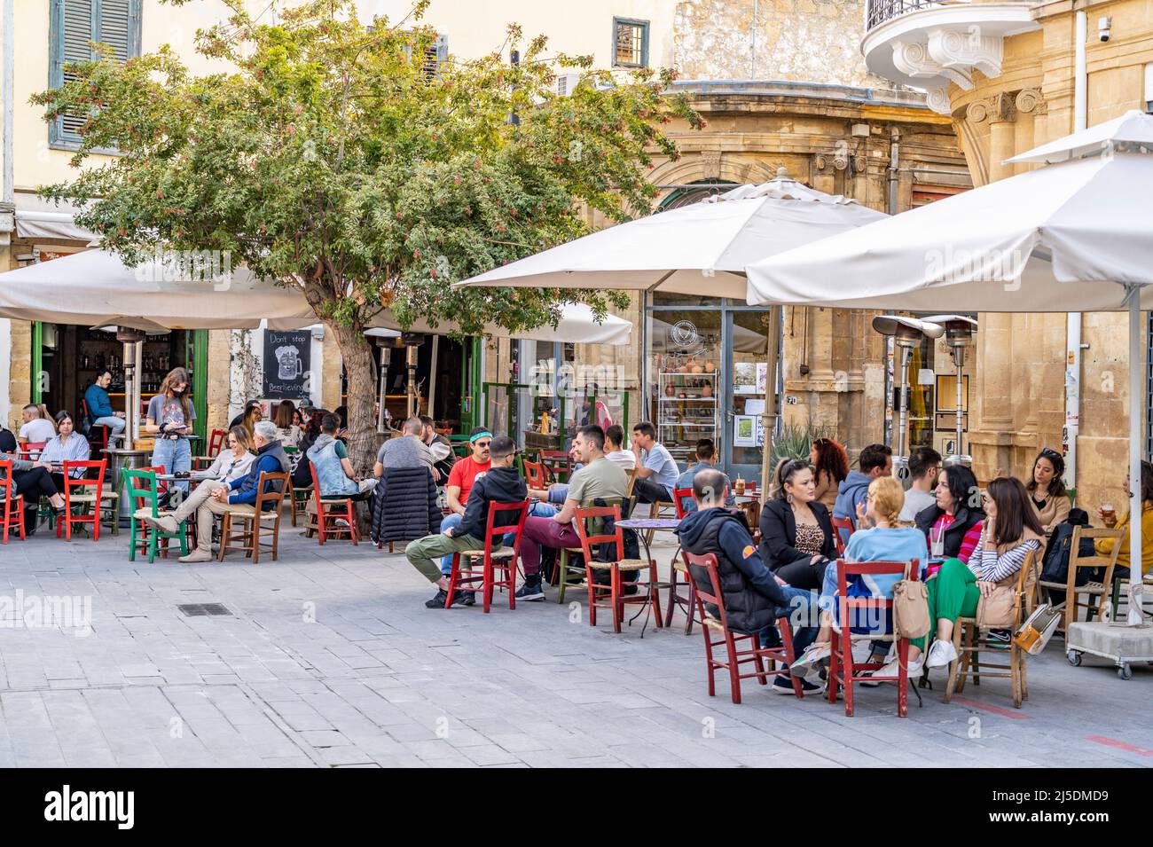 Cafe in Nikosia, Zypern, Europa  |  Cafe in Nicosia, Cyprus, Europe Stock Photo
