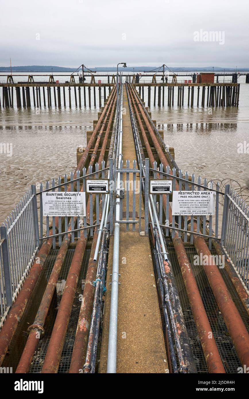 oil pipes.  Oil tanker pier, canvey island Stock Photo