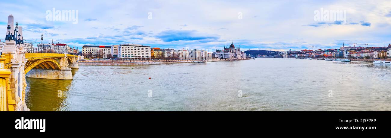 Margit or margaret bridge hi-res stock photography and images - Alamy