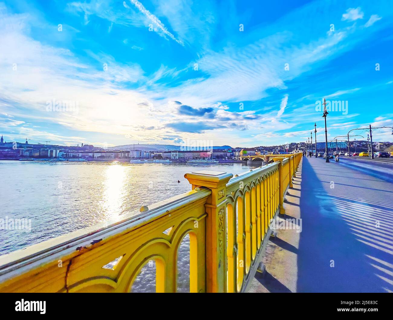 Sunset on margaret bridge hi-res stock photography and images - Alamy