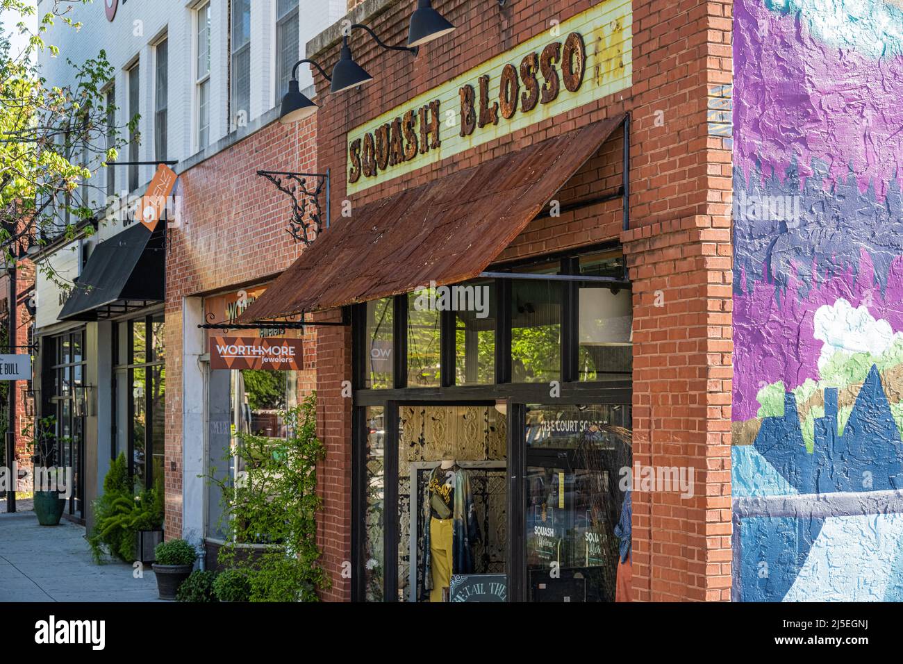 Shops along The Square in Downtown Decatur, Georgia, just east of Atlanta. (USA) Stock Photo