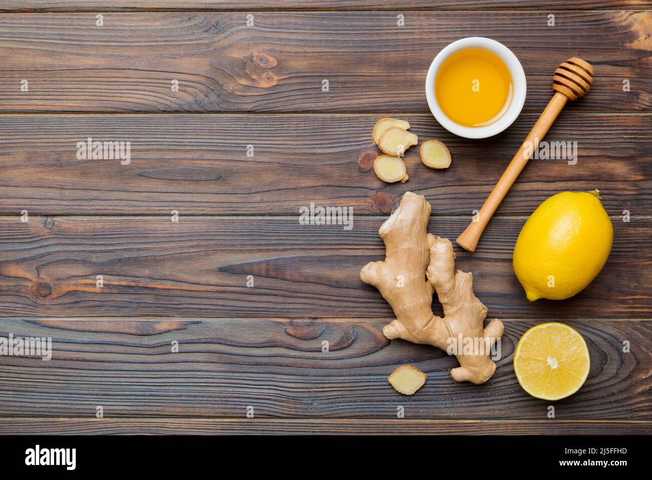 Natural cold and flu home remedies. Natural ingredients for immunity