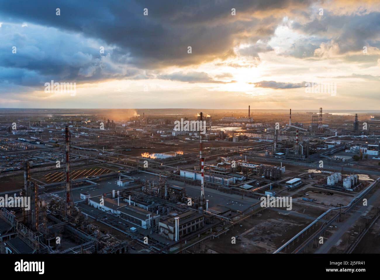 A general view shows the oil refinery of the Lukoil company in Volgograd, Russia April 22, 2022. Picture taken April 22, 2022. Picture taken with a drone. REUTERS/REUTERS PHOTOGRAPHER Stock Photo
