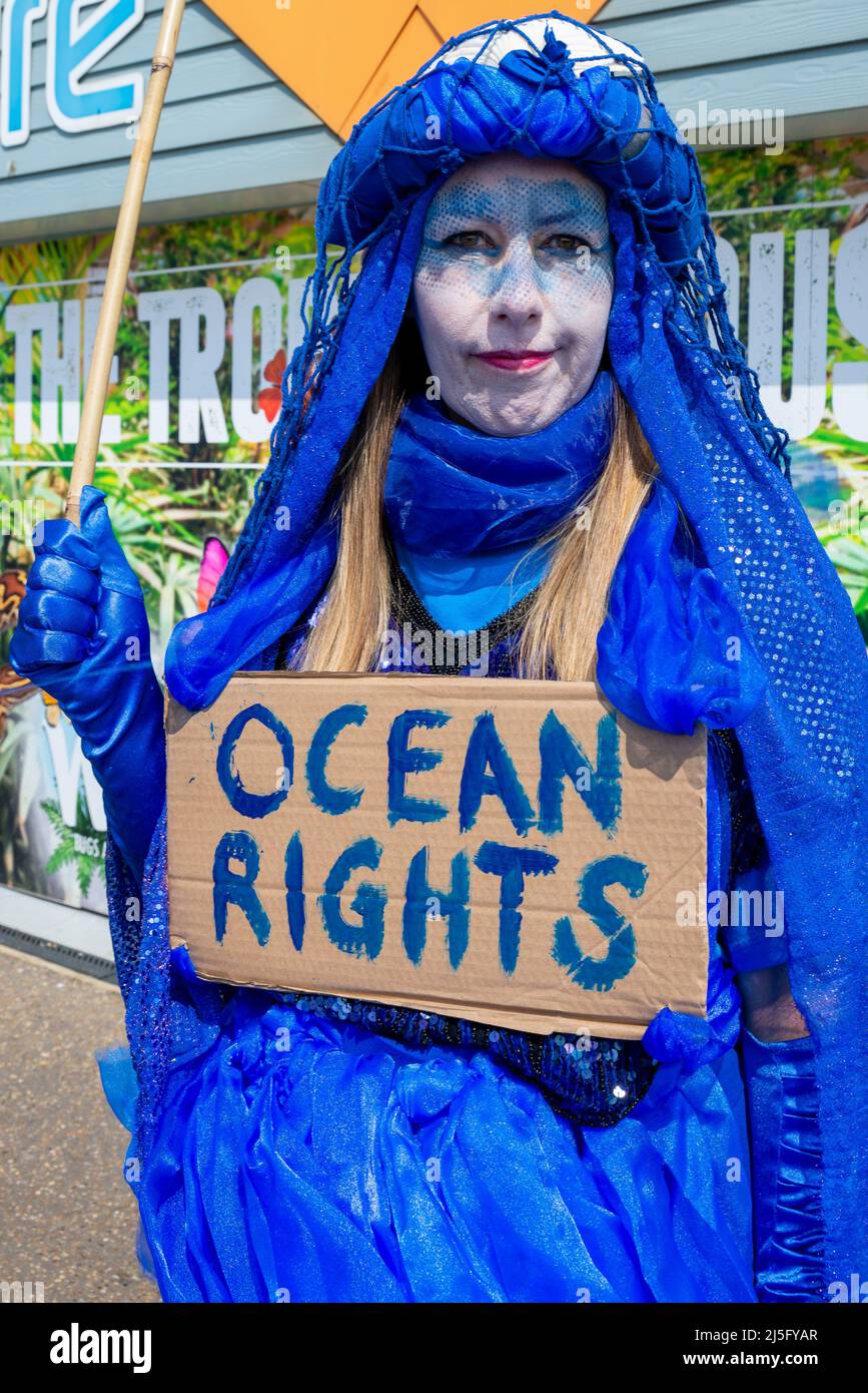 Southend on Sea, Essex, UK. 23rd Apr, 2022. On a national day of action on water quality swimmers and concerned locals are holding a protest against the discharge of sewage into the Thames Estuary at Southend on Sea. Beaches in Southend have been closed in the past following contamination from outfall pipes pumping untreated waste into the waters off the City, and there is the risk of further such issues unless action is taken. Local councillors spoke of the need for clean water to attract visitors to the seaside location. Extinction Rebellion Blue Rebel Stock Photo