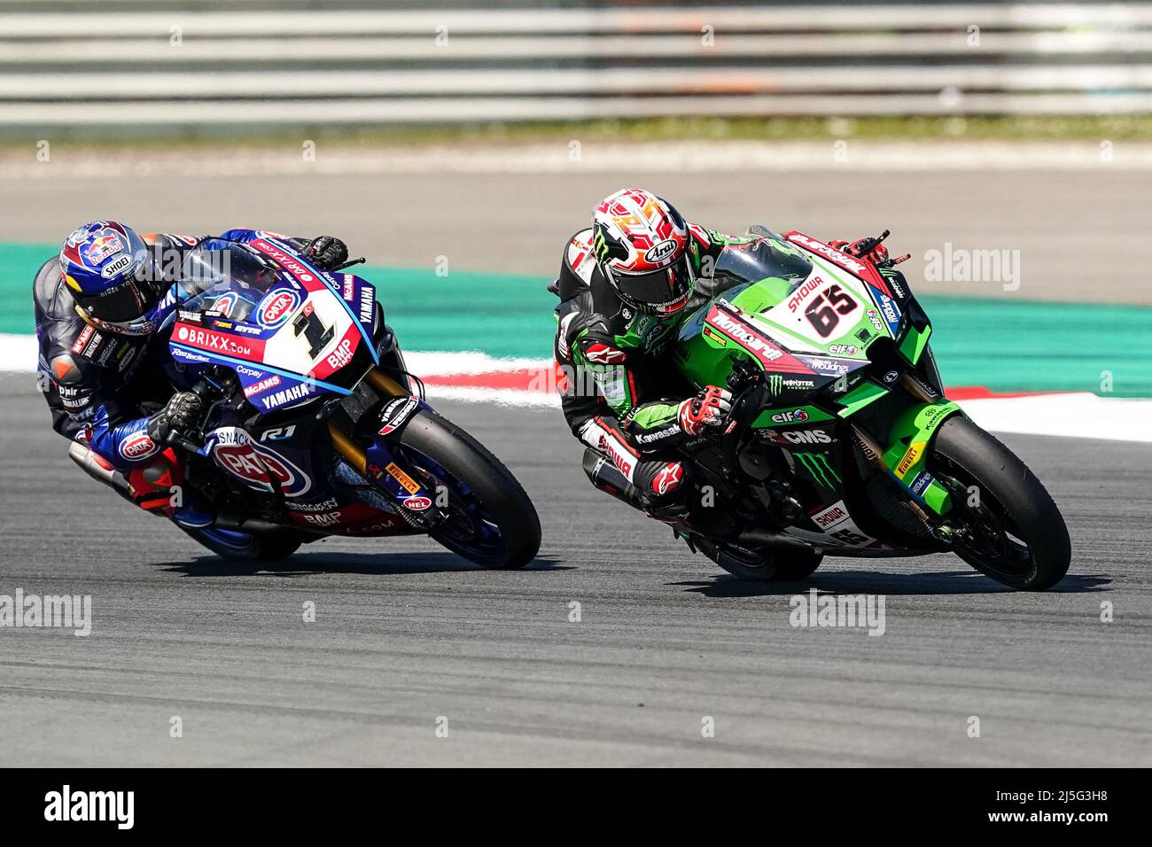 ASSEN, NETHERLANDS - APRIL 23: Toprak Razgatlıoglu of Turkey and Jonathan Rea of Great Britain ride during the FIM Superbike World Championship Race 1 during the WorldSBK Motul Dutch Round at the TT Circuit Assen on April 23, 2022 in Assen, Netherlands (Photo by Andre Weening/Orange Pictures) Stock Photo