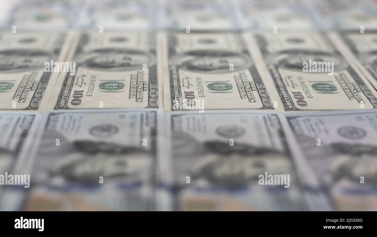 New Hundred Dollar Bills for background Stock Photo - Alamy