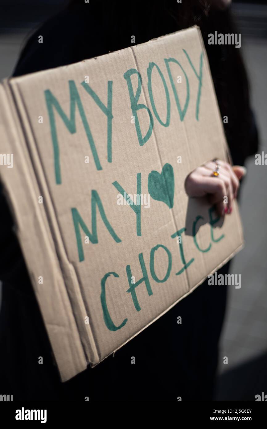 Edinburgh, UK, 23rd April 2022. Pro-Choice campaigners hold placards, as Pro-Life and Pro-Choice campaigners face each other across Lothian Road, on the anniversary day of the 1967 Abortion Act becoming law. A private membersÕ bill has been proposed for Scottish Parliament to stop Pro-Life campaigning outside hospitals. In Edinburgh, UK, 23 April 2022. Stock Photo
