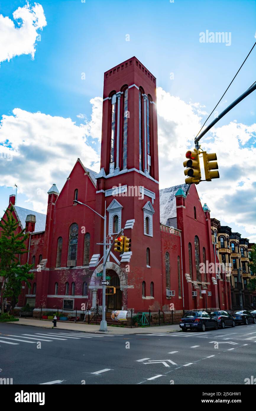 Church at 306 6th Ave in Park Slope, Brooklyn Stock Photo - Alamy