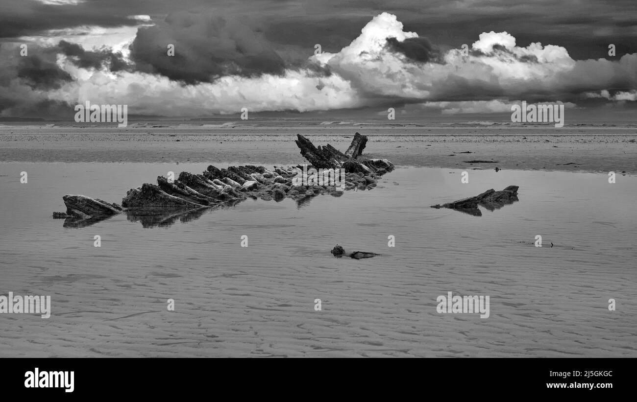 Shipwreck at Burghead Bay Stock Photo