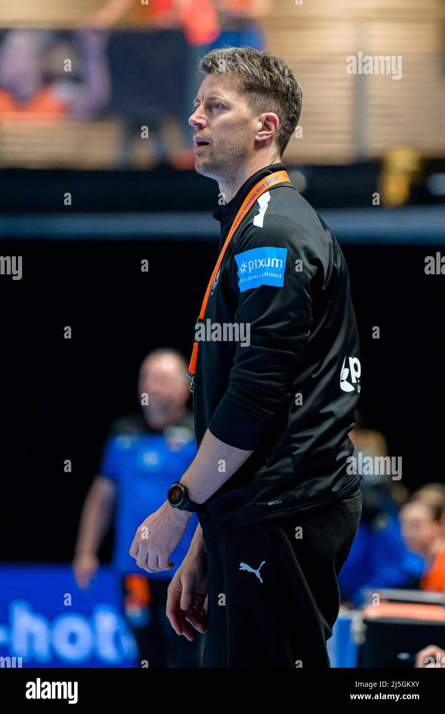 Almere, Netherlands. 23rd Apr, 2022. Handball, Women, EHF Euro, International match, Netherlands - Germany: Coach Markus Gaugisch (Germany). Credit: Marco Wolf/wolf-sportfoto/dpa/Alamy Live News Stock Photo