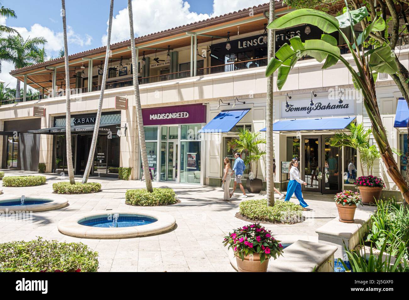 Miami Florida Coral Gables Shops at Merrick Park upscale outdoor shopping mall Madison Reed Tommy Bahama Stock Photo