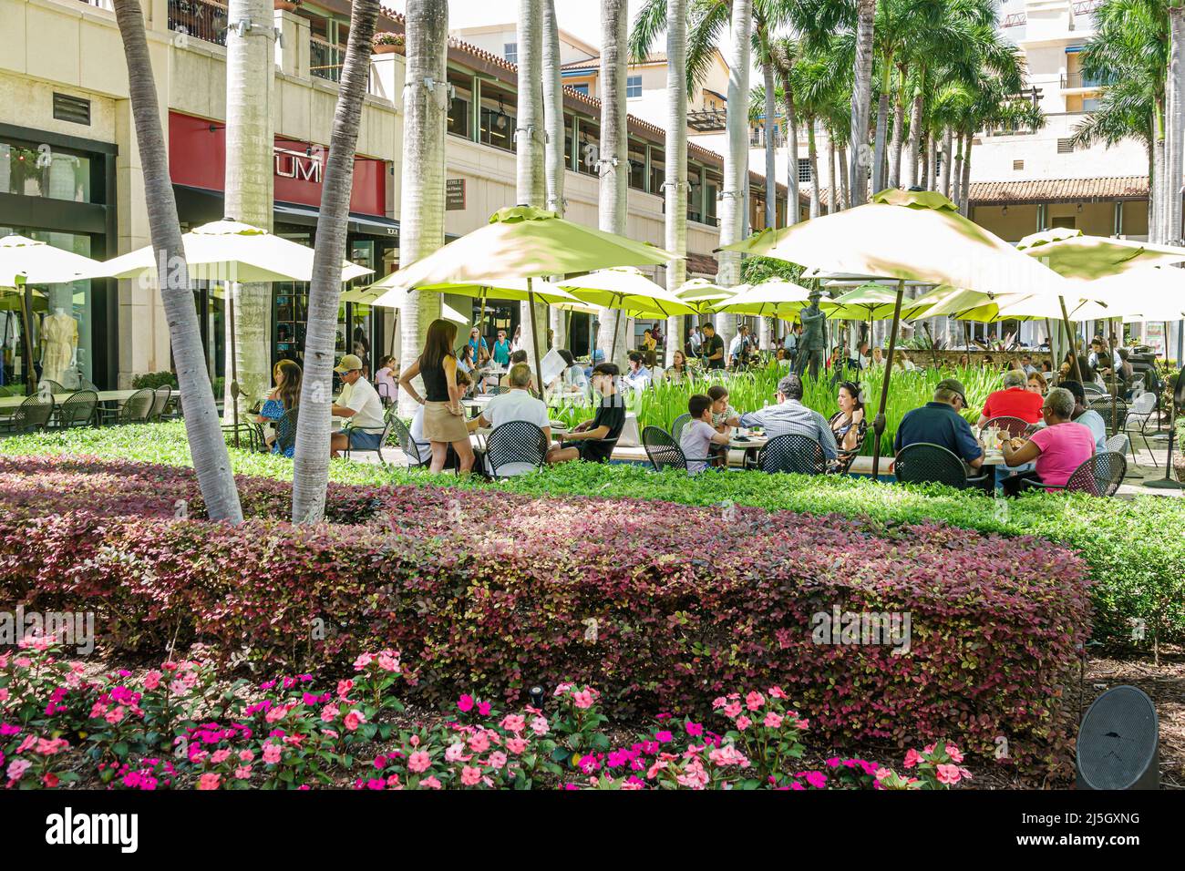 Miami Florida Coral Gables Shops at Merrick Park upscale outdoor shopping mall Sawa Restaurant & Lounge al fresco dining umbrellas Stock Photo