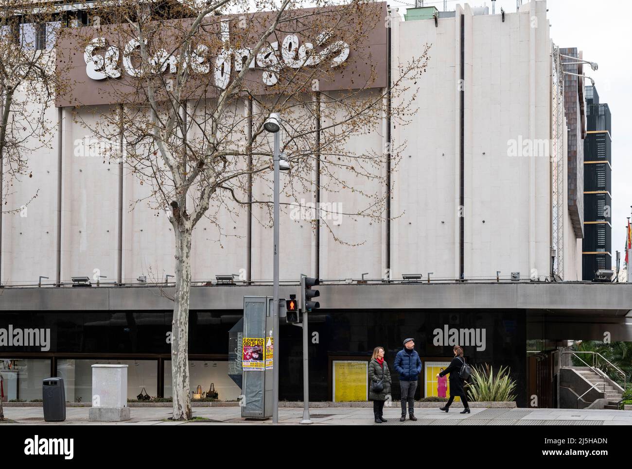 Spanish department store hi-res stock photography and images - Page 3 -  Alamy
