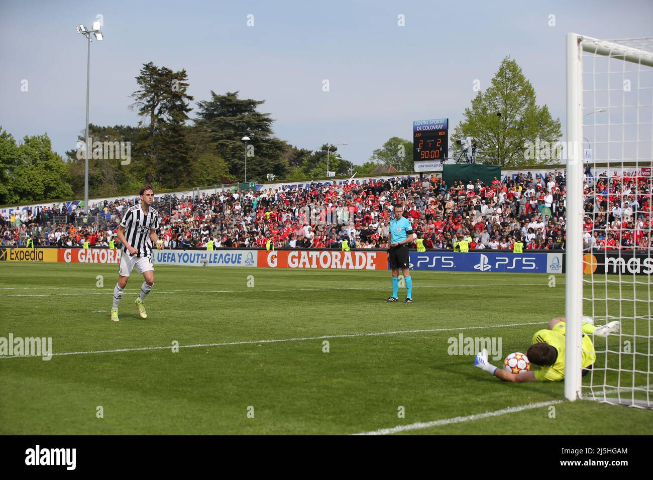 Nyon, Switzerland, 22nd April 2022. Nicolo Turco of Juventus looks on as his penalty is saved by Andre Gomes of SL Benfica during the shoot out in the UEFA Youth League match at Colovray Sports Centre, Nyon. Picture credit should read: Jonathan Moscrop / Sportimage Stock Photo
