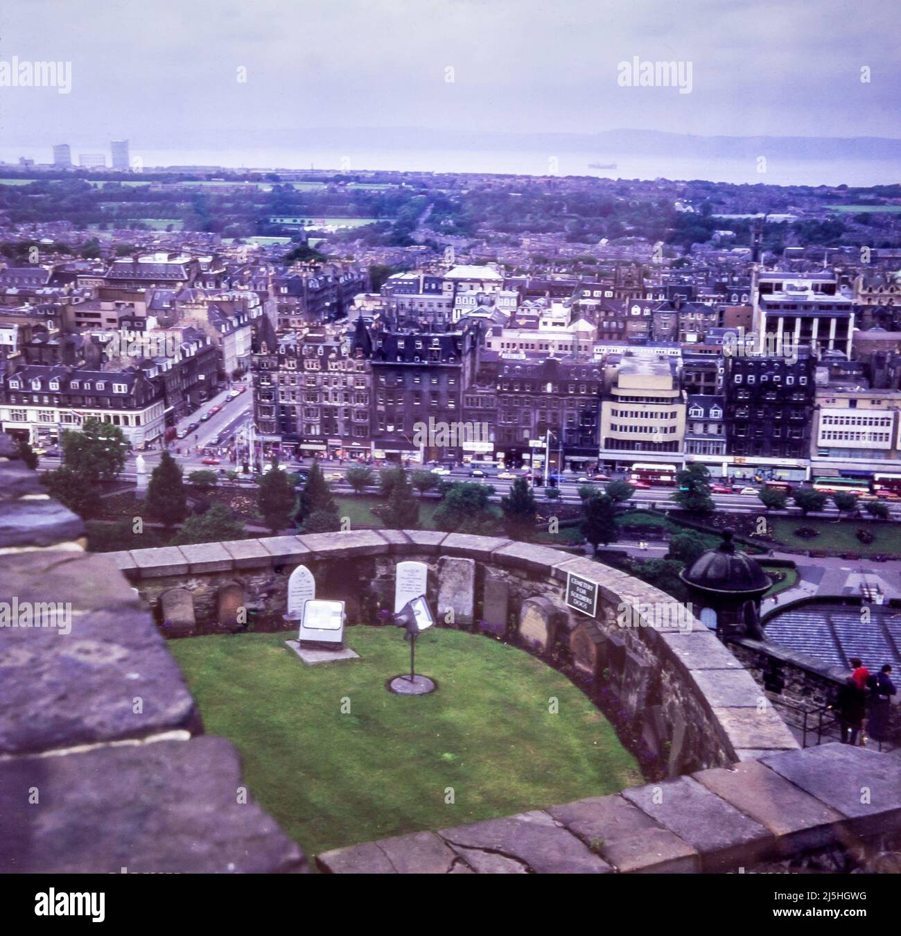 Edinburgh Castle Dog Cemetery 1978. This cemetery is the final resting place for regimental mascots or honoured dogs belonging to high-ranking soldiers. It is found in the grounds of Edinburgh castle and is referred to in a verse by Robert Burns. Stock Photo