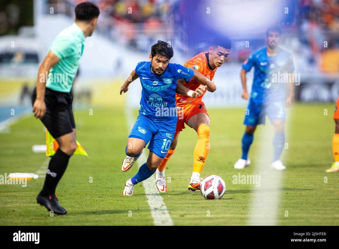 Chonburi Thailand April 23 Kroekrit Thaweekarn Of Chonburi Fc And Dylan De Bruycker Of Nakhon Ratchasima F C During The Thai Premier League Match Between Chonburi F C And Nakhon Ratchasima F C At