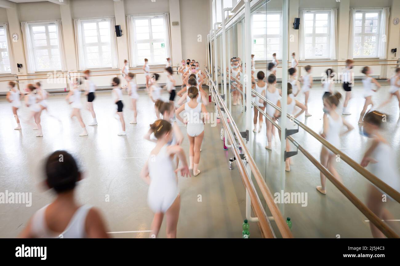 Hamburg, Germany. 20th Apr, 2022. Young ballet students, some of them