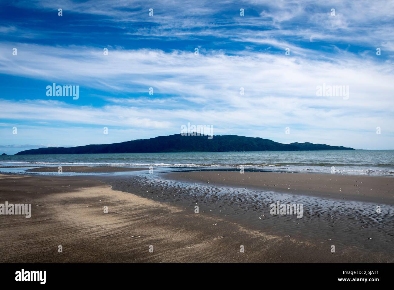 Kapiti Island from Waikanae Beach, Kapiti District, North Island, New Zealand Stock Photo Alamy