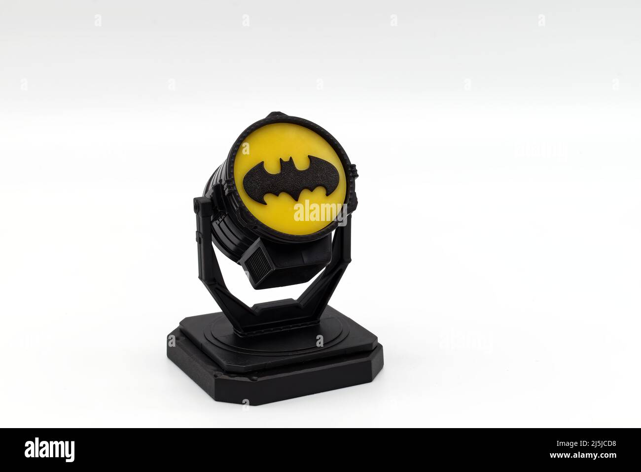 14 Batman Bat Signal Projector