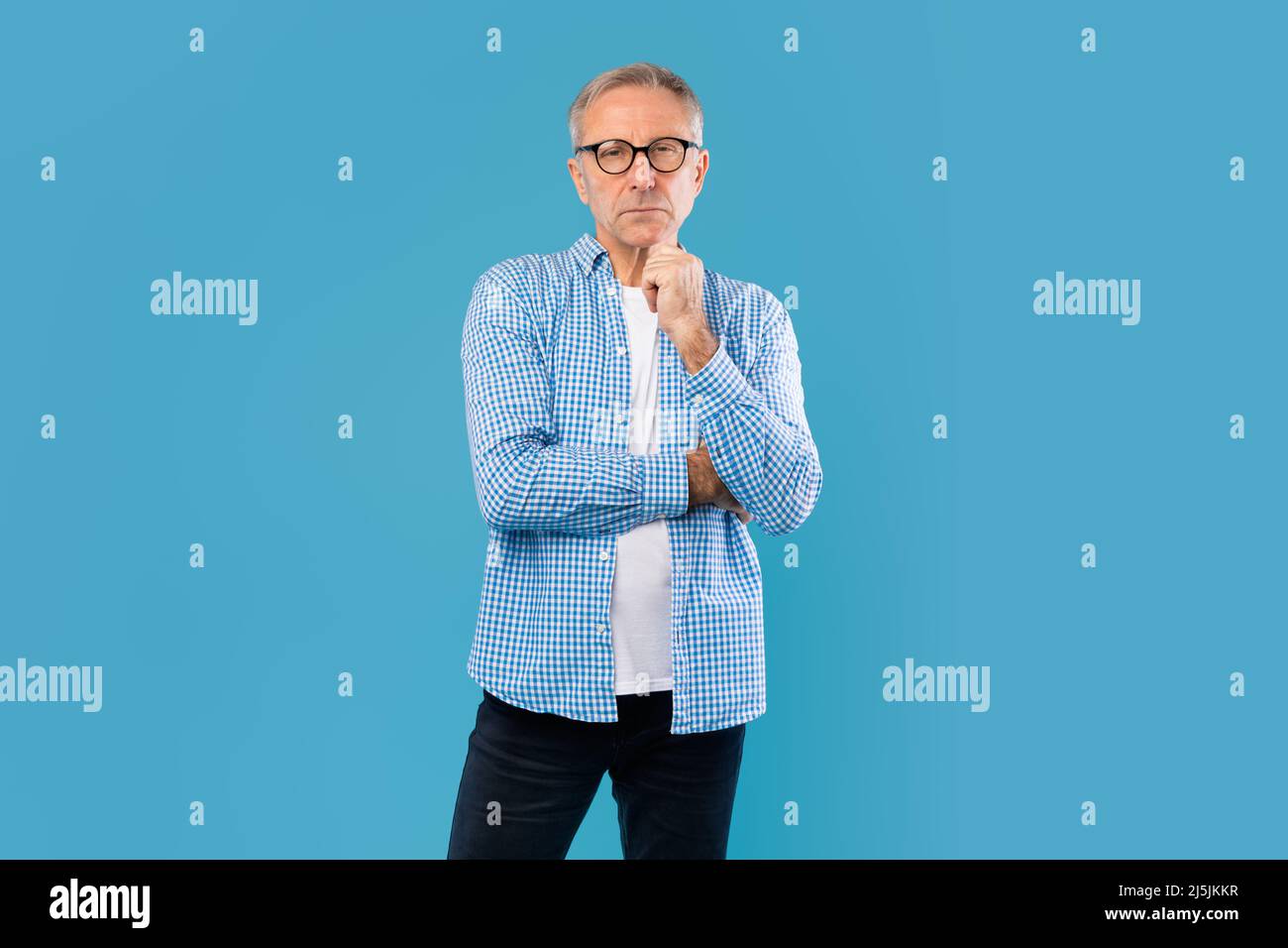 Man pensive hi-res stock photography and images - Alamy