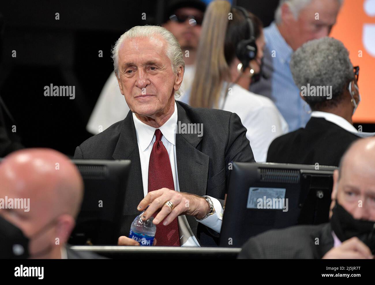 Miami, United States. 05th Apr, 2022. Miami Heat President Pat Riley during a home game against the Charlotte Hornets on April 5, 2022. The Heat have found their place in the NBA draft, but will Riley keep it? Does he need to, with the developmental pipeline arguably never deeper? (Michael Laughlin/South Florida Sun Sentinel/TNS/Sipa USA) Credit: Sipa USA/Alamy Live News Stock Photo