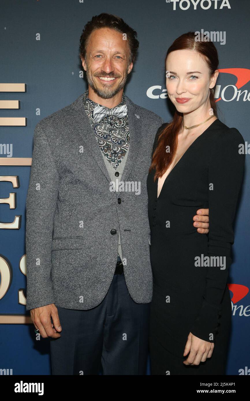Bradley Stryker And Wife – Bradley Stryker, Married, Wife, Net Worth ...
