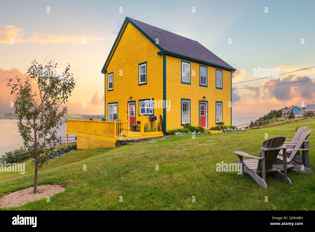 Isolated house on the The battery Peninsula of Newfoundland, Canada Stock Photo
