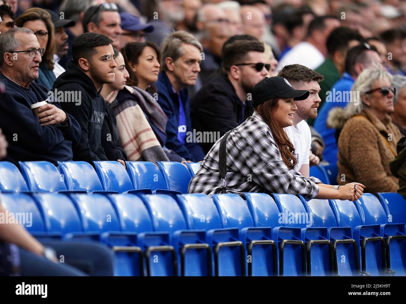 Chelsea apologise for unfinished Stamford Bridge work leaving fans without  seats