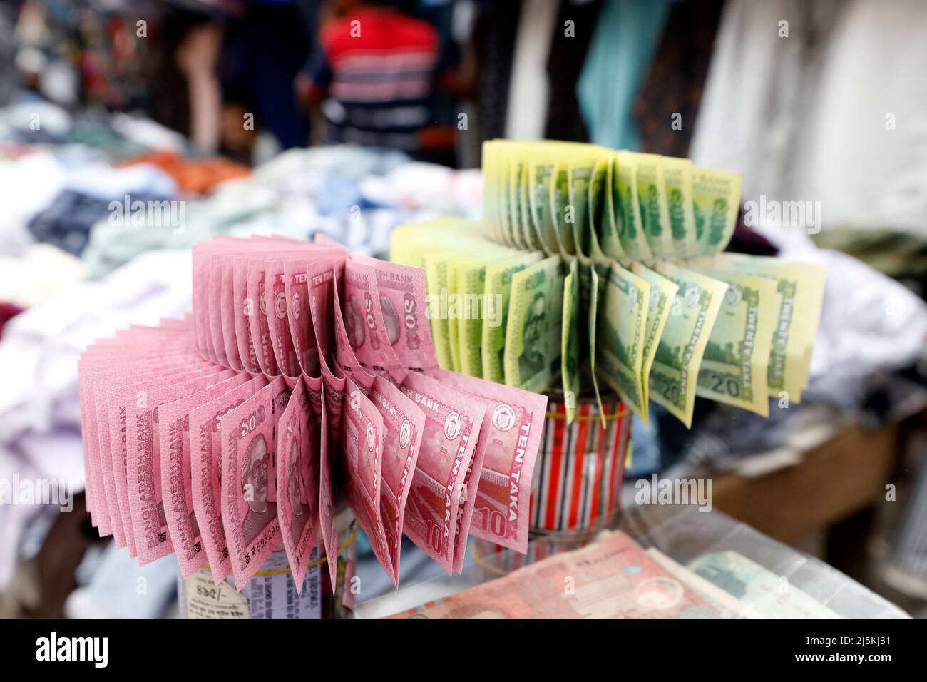Dhaka, Bangladesh April 18, 2022 Shopkeepers are sitting at Gulistan
