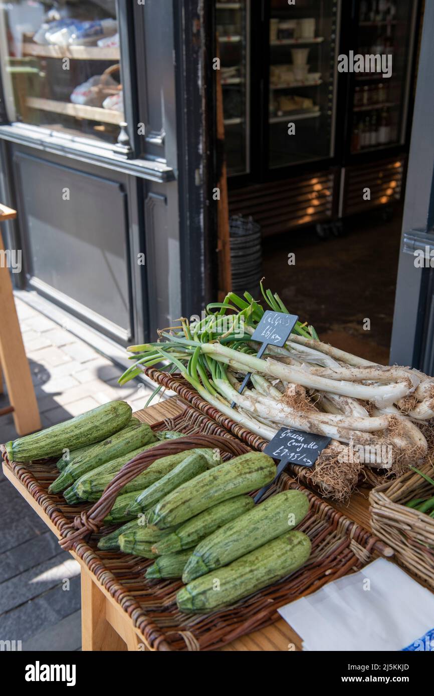 Fresh fruit and vegetables at the General Store in Bellenden Road Stock Photo