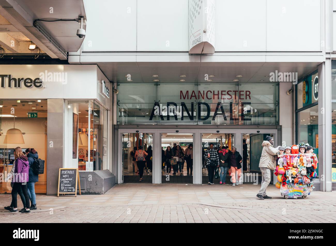 Arndale centre, manchester hi-res stock photography and images - Page 14 -  Alamy