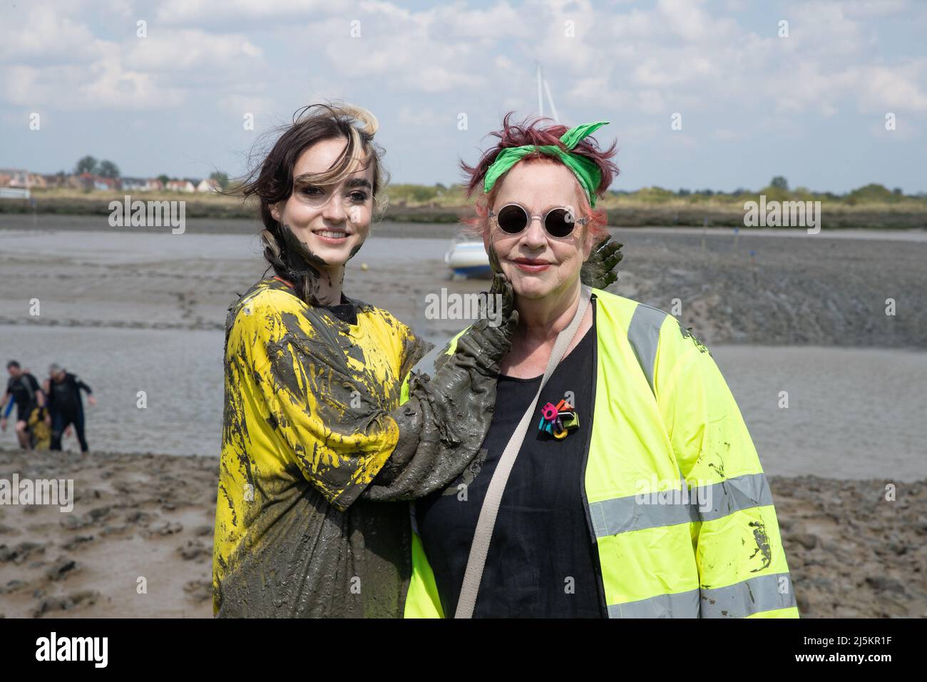 Maldon, Essex, UK. 24th April 2022. Jo Brand and her daugther Maisi at Maldon Mud Race in Maldon, Essex on April 24th 2022 as the race returns for the first time in two years. Credit: Lucy North/Alamy Live News Stock Photo