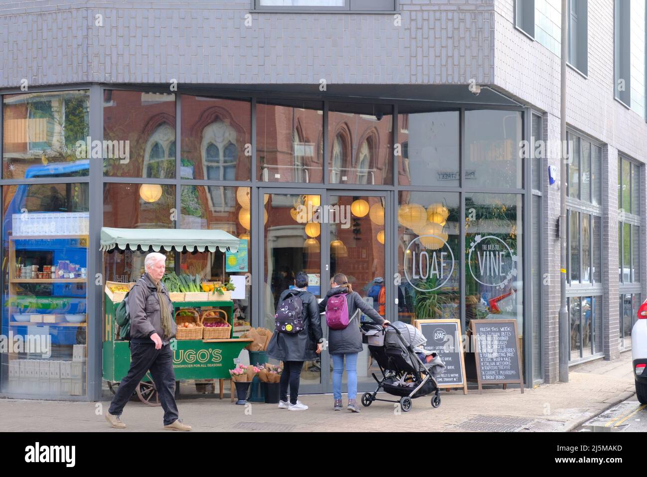 Around Bedminster, a district of Bristol. East Street. The bristol Loaf