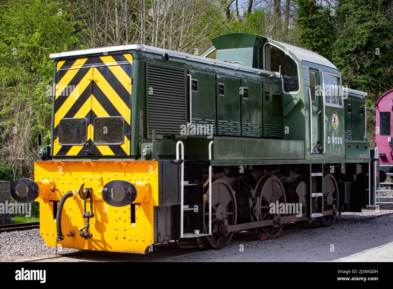 Former BR Class 14 D9525, sitting in the sun at Wirksworth Station on the Ecclesbourne Valley Railway, Diesel Gala day 2022 Stock Photo