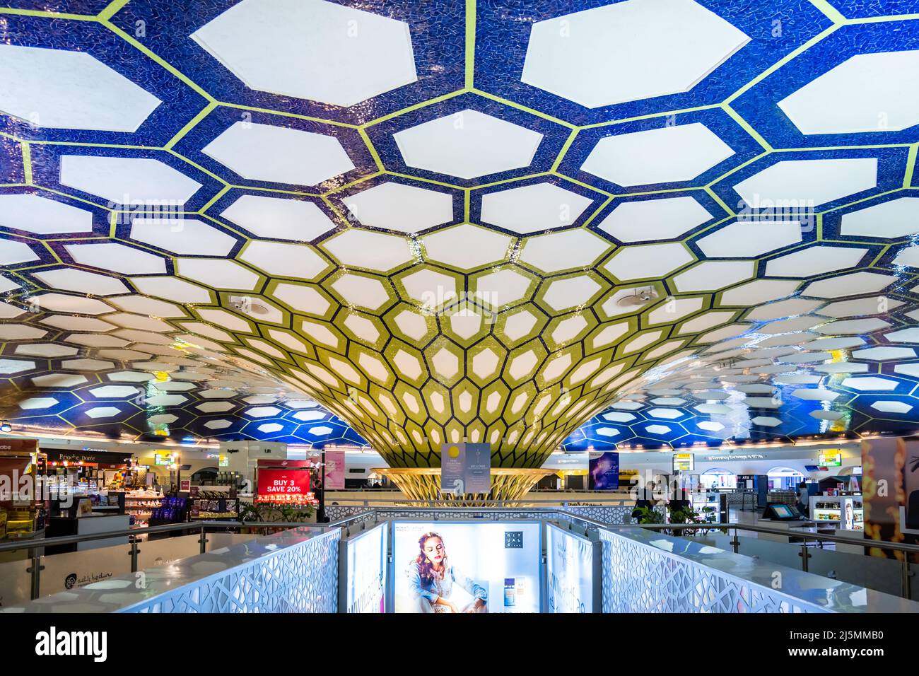 what to buy in abu dhabi airport｜TikTok Search