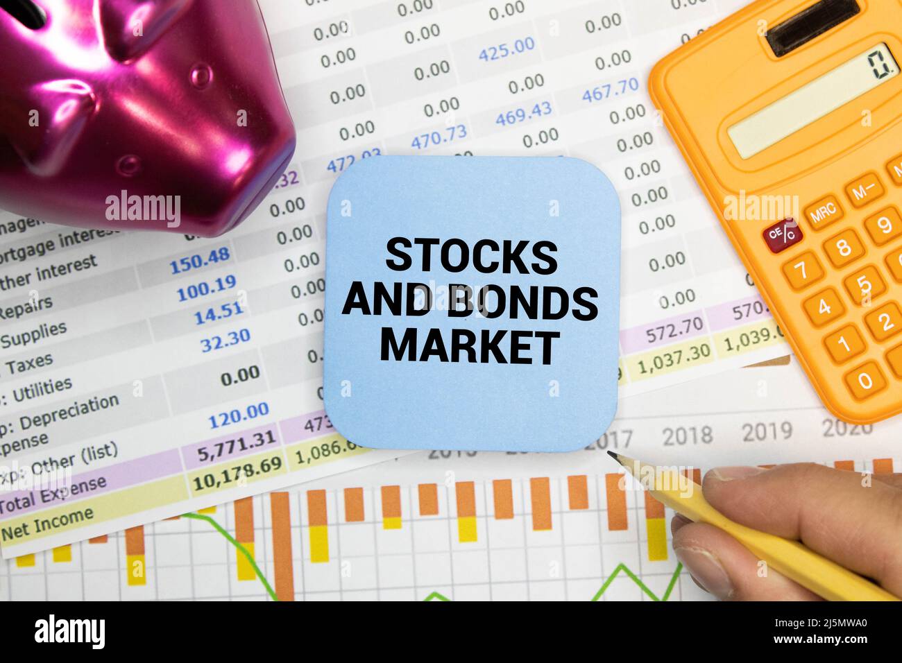 Corporate bonds paper hires stock photography and images Alamy