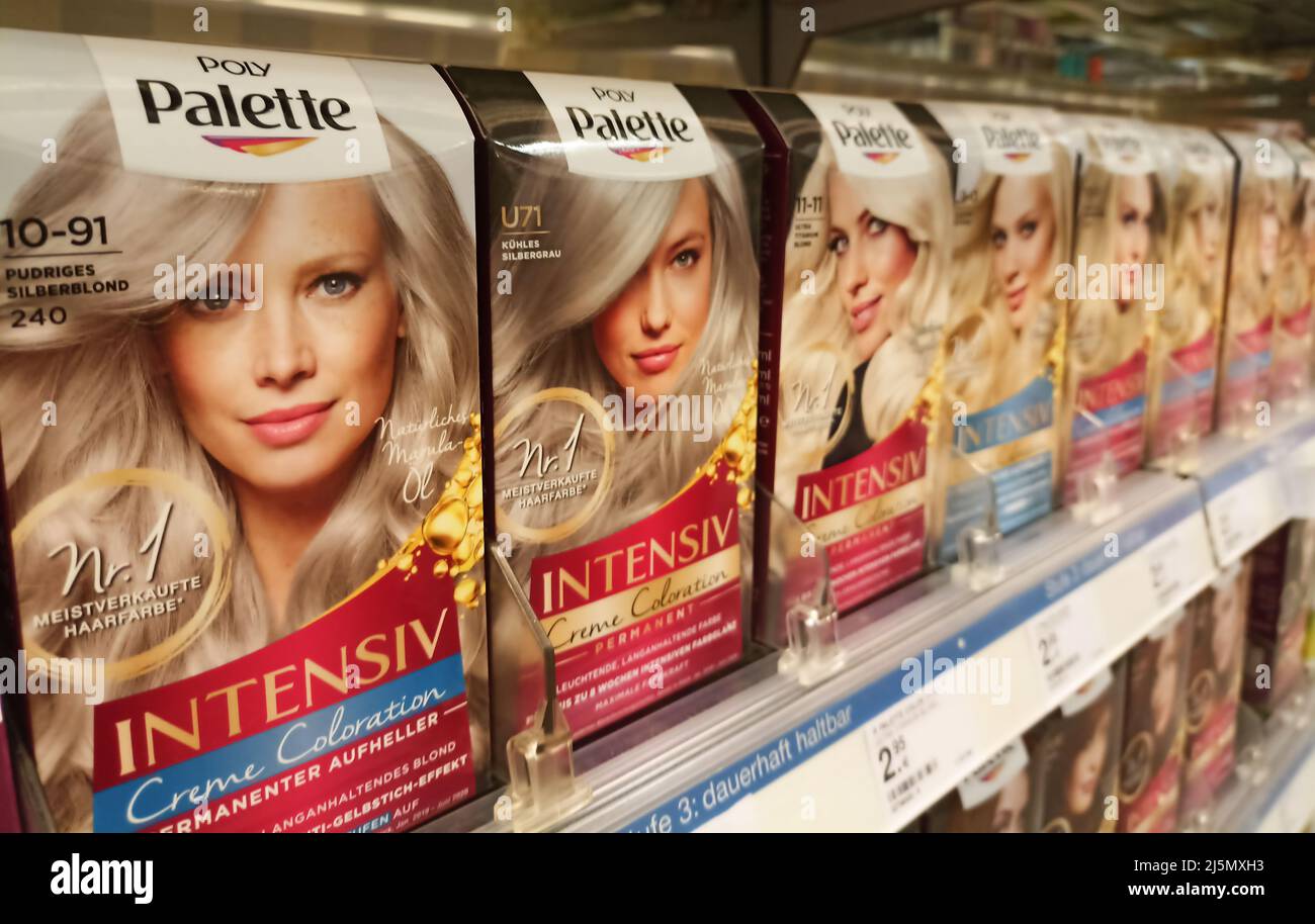 Hair dye Schwarzkopf Palette Intensive seen on a shelf at a store Stock Photo