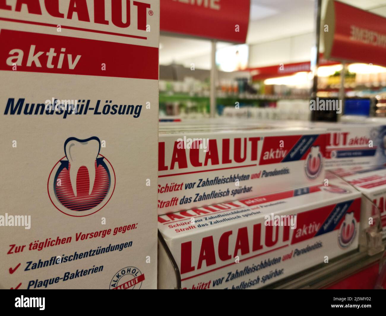 Lacalut toothpaste seen on the shelf at a store (Photo by Igor Golovniov /  SOPA Images/Sipa USA Stock Photo - Alamy