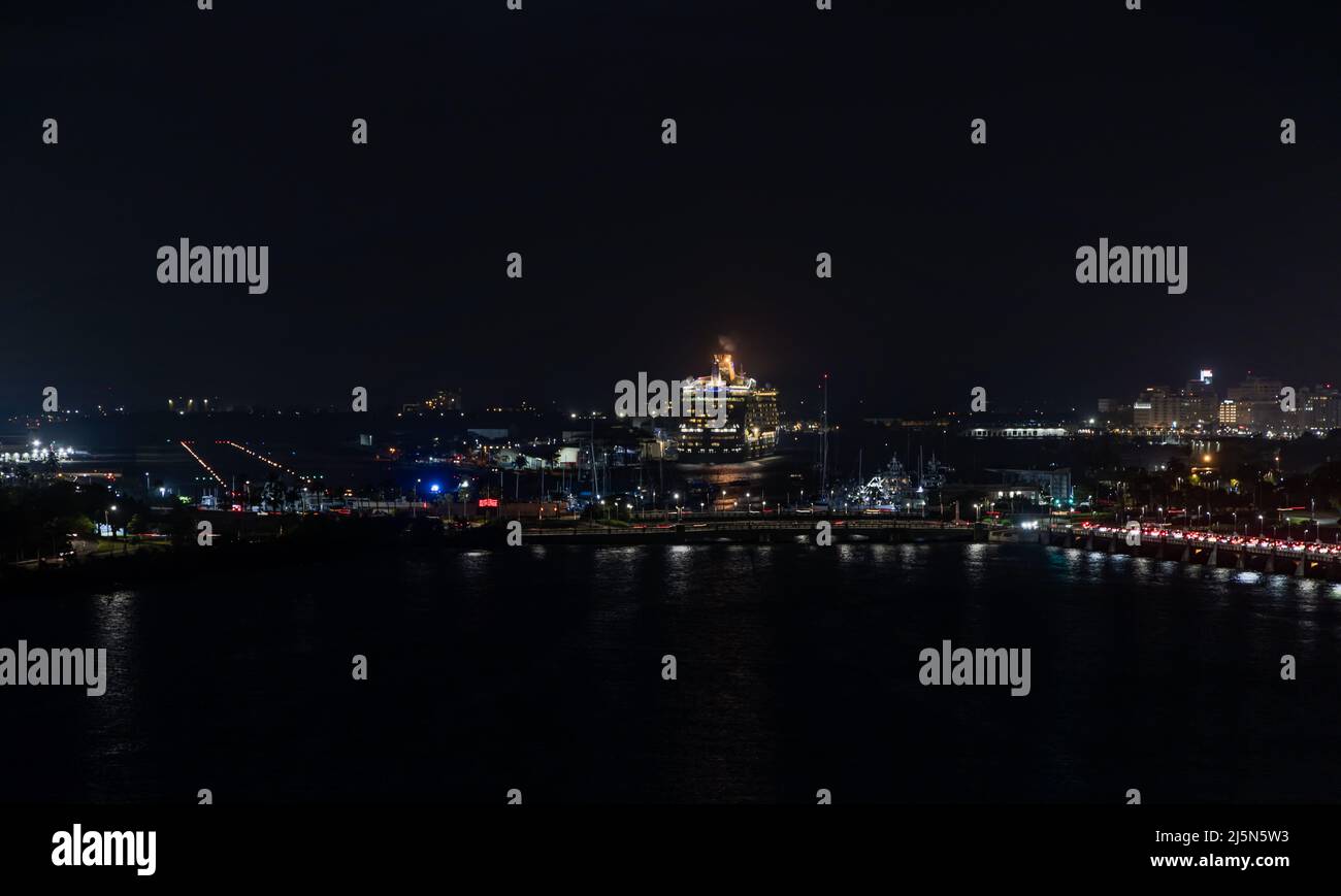 San juan puerto rico traffic hi-res stock photography and images - Alamy
