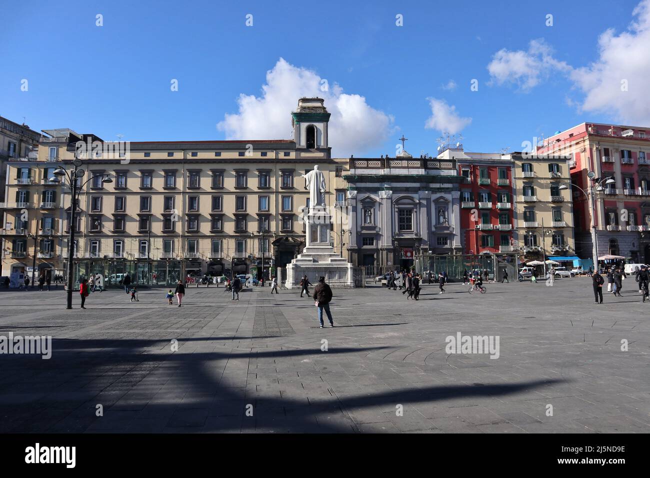 Monumento di dante hi-res stock photography and images - Alamy