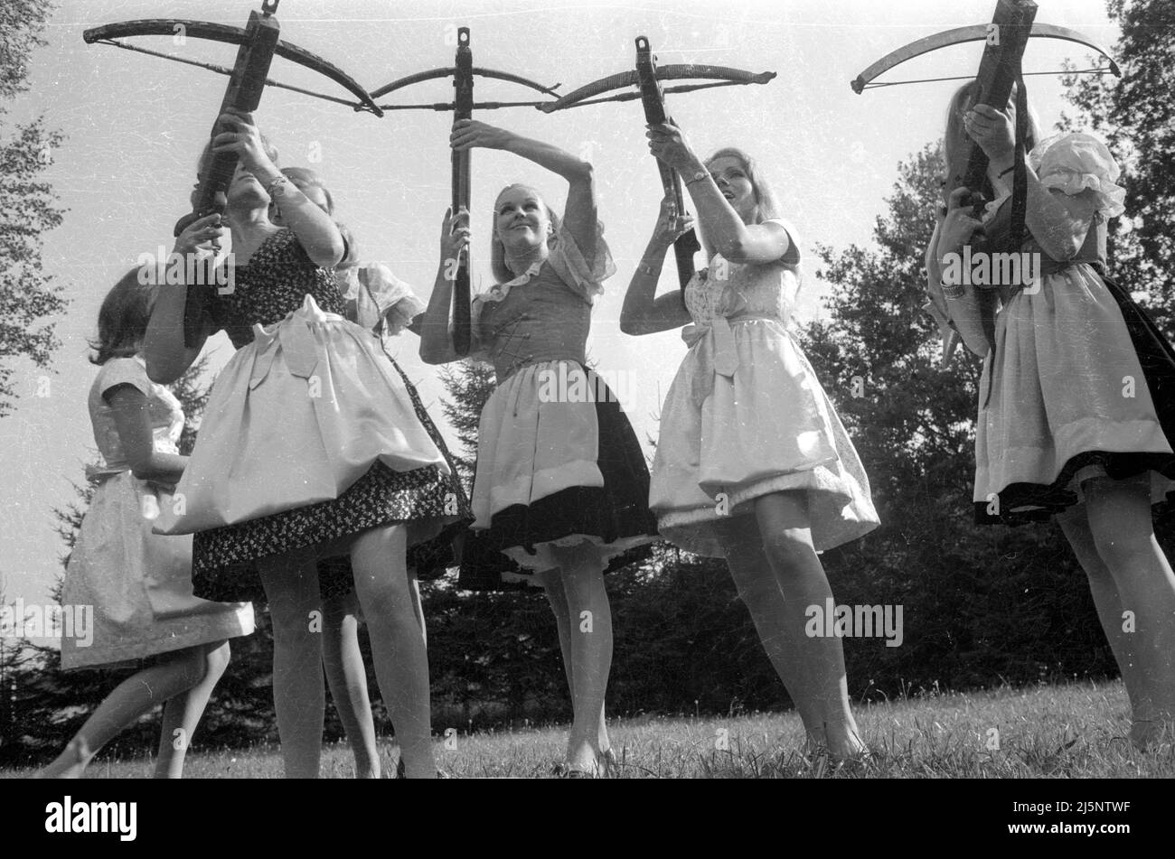 The golden shot tv Black and White Stock Photos & Images Alamy