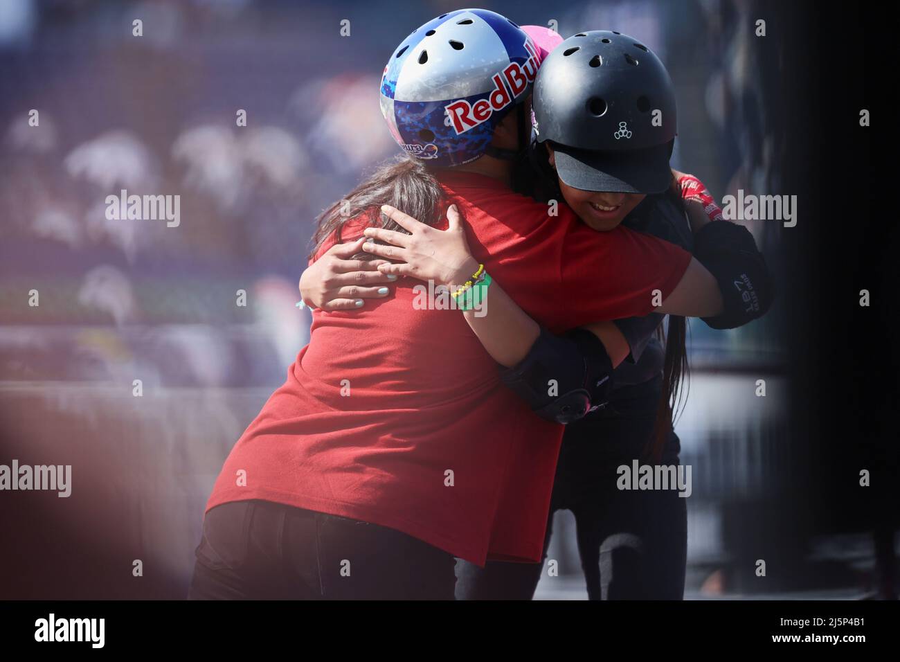 (L to R) Sakura Yosozumi, Kokona Hiraki (JPN), APRIL 23, 2022