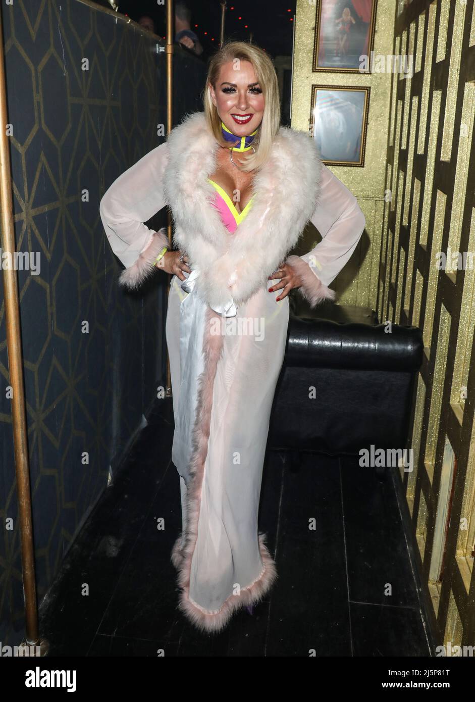 London, UK. 23rd Apr, 2022. Claire Sweeney seen backstage at the Cabaret All Stars Show in London. (Photo by Brett Cove/SOPA Images/Sipa USA) Credit: Sipa USA/Alamy Live News Stock Photo