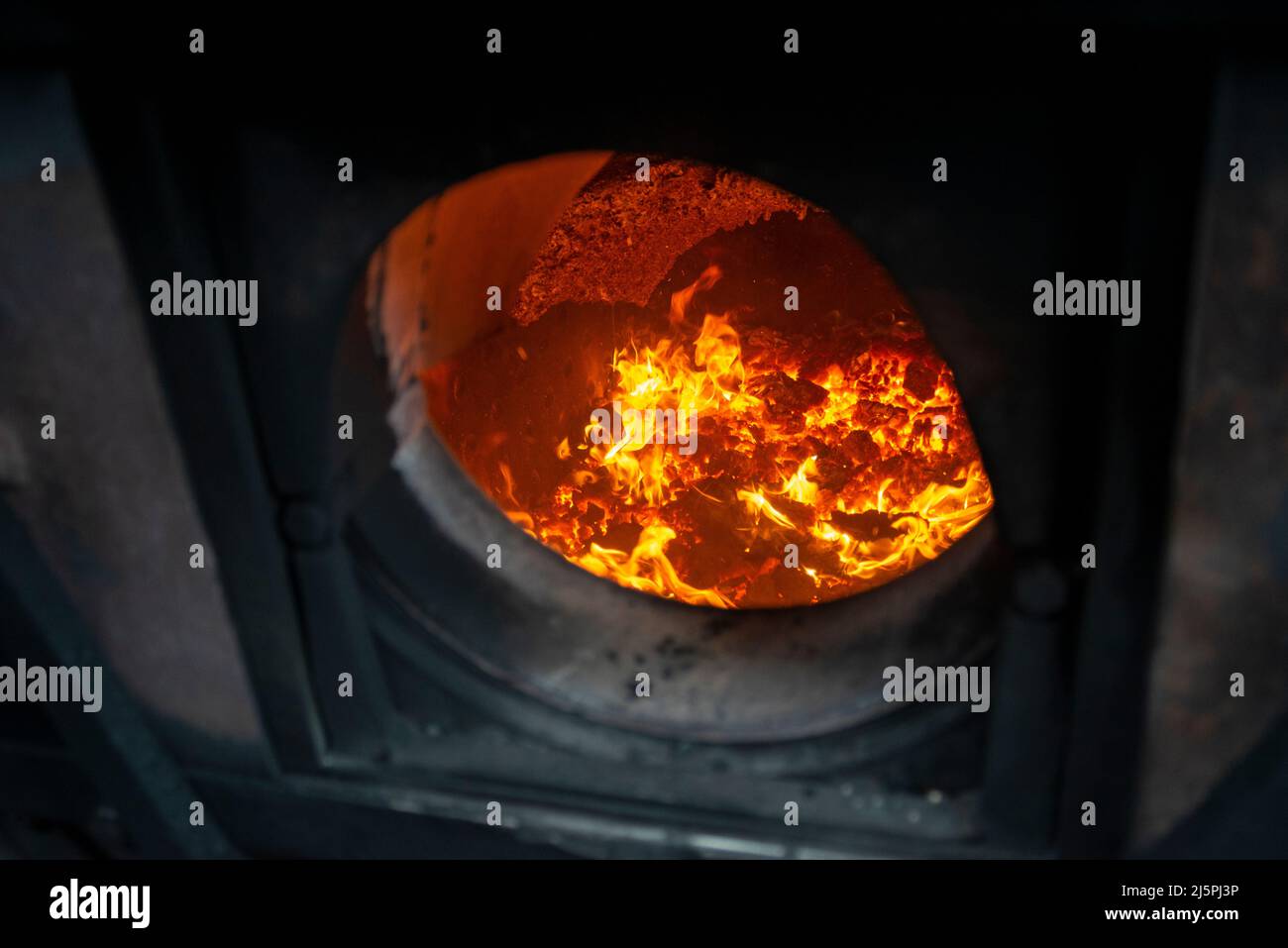 Kent & East Sussex Railway, Tenterden, Kent, UK. 25th Apr, 2022. The