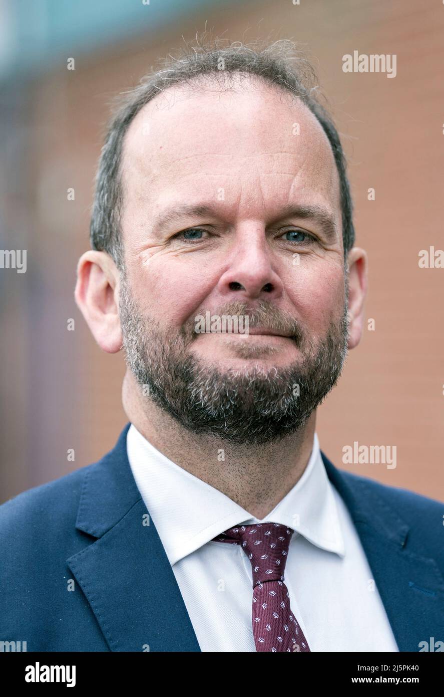 James daly and mp hi-res stock photography and images - Alamy